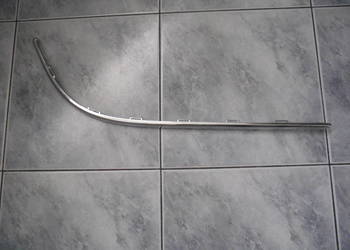 Vw Golf 4 kombi. Listwa chromowa zderzaka tylnego