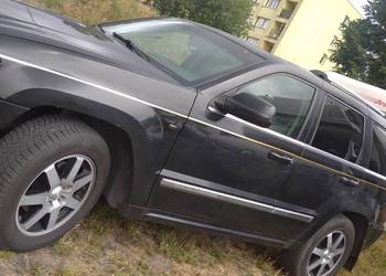 Sprzedam ładny Jeep grand Cherokee 2006r
