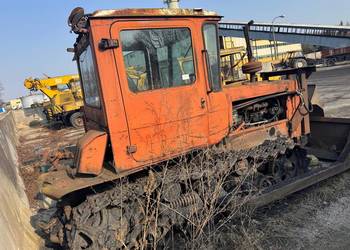 Ciągnik gąsiennicowy DT 75, spychacz, spych DET