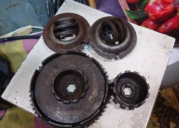 Junak M10  części 2 sprzęgła kosz