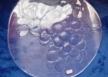 Talerz - patera Kosta Boda, model Grape ( winogrona ), projekt Ann Warff.
