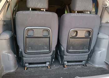 FOTEL III 3 SIEDZENIE RZĄD LEWY PRAWY TOYOTA AVENSIS VERSO (2001-2009)