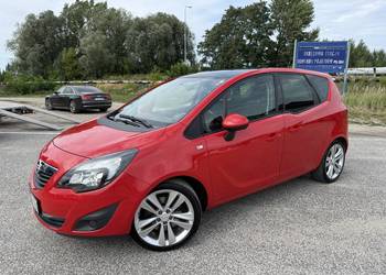 Opel Meriva 1.4 BENZYNA Klimatronik Nawigacja Tempomat Panoramiczny Dach