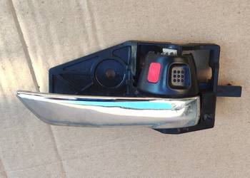 Klamka wewnętrzna prawa Suzuki 83110-61M10-C48