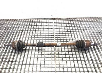 PÓŁOŚ PRAWY PRZÓD HYUNDAI i20 1.4 90KM PRZEGUB