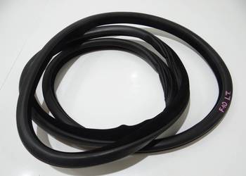 USZCZELKA DRZWI LEWY TYŁ BMW F10