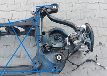 LEXUS RX500H V 5 2023-  ZAWIESZENIE PRAWY TYŁ WAHACZE ZWROTNICA