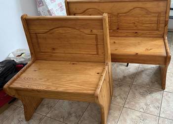 2 Lawy drewniane z podnoszonym siedziskiem