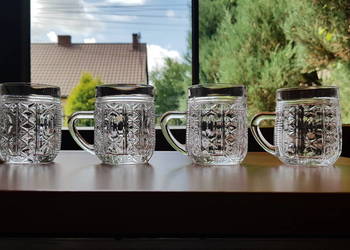 Stare szklane kufelki / 4 x kufelek