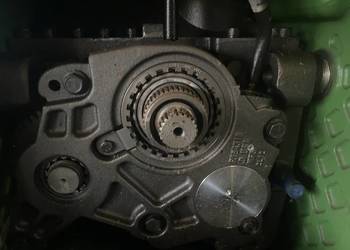 HYDROSTAT JOHN DEERE RE226582, RE168400, RE185209, PG202118, 7810, 7720