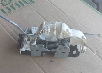 Zamek drzwi lewy przód DODGE DURANGO JEEP GRAND CHEROKEE IVWK2  P04589921A