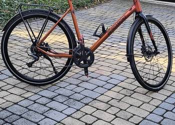 Rower Bergamot Sweep  treking miejski Giant trek