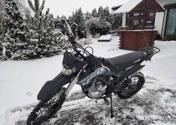 Cross Asix defender 150