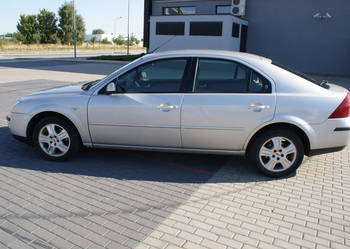Sprzedam Forda Mondeo MK3 2.0 TDDI 115km Ghia-xenon