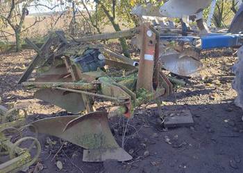 Pług TUR 4+1 Unia Grudziądz zagonowy 5-skibowy