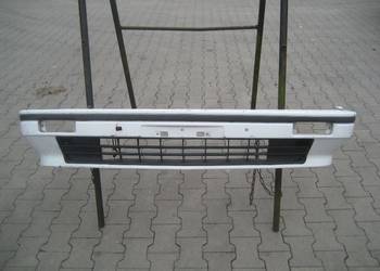 nissan bluebird blubird kombi 83-89r zderzak przedni
