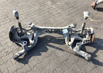 BELKA / SANKI TYŁ AUDI A6 C7 LIFT