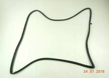 USZCZELKA DRZWI PRAWY PRZÓD SUZUKI ALTO A-STAR