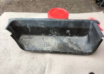 TRANSPORTER T4  701863735A STOPIEŃ OSŁONA PROGU LEWY PRZÓD KIEROWCY