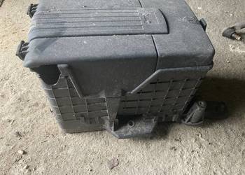 Podstawa obudowa akumulatora Vw audi skoda 1K0915333