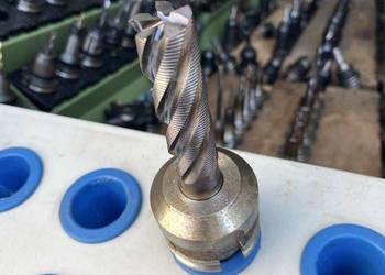Frez zgrubny Ø25 + Oprawka GARANT SK40 długość 60 mm - G2.5 / 25 000