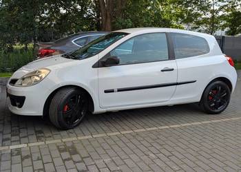 Okazja Clio 1.5 dCi Bez dpf bezwypadkowy oszczędny doinwestowany  kpl opon