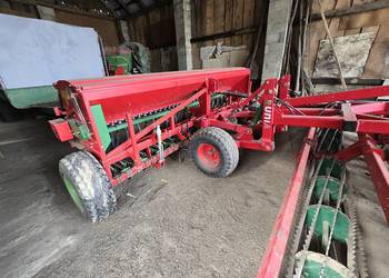Zestaw uprawowo-siewny ARES 4 TLP + POLONEZ 4/780 UNIA GRUDZIĄDZ Zestaw uprawowo-siewny ARES 4 TLP + POLONEZ 4/780 UNIA GRUDZIĄDZ