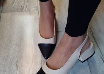 (41) bpc Bonprix) Beżowo - czarne, niskie czółenka wieczorowe, NOWE