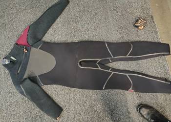 Pianka neoprenowa JOBE męska S / M długa fullsuit 5/4mm wake, kite, surf, n