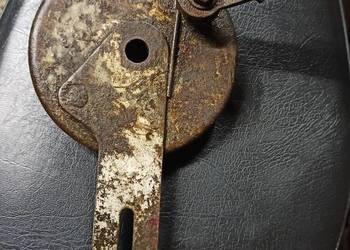 Wfm M06 Wsk M06  szczekotrzymacz koła półbeben tylny