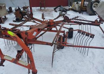 Zgrabiarka karuzelowa kuhn GA 381.