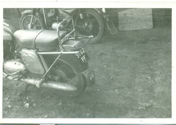 Zdjęcie fotografia Motocykl Motor Jawa WSK MB06 3 szt