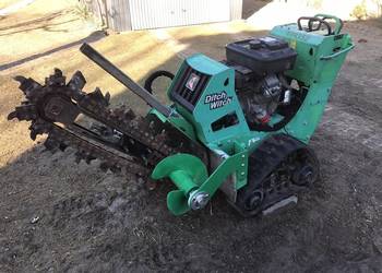 GĄSIENICOWA Koparka łańcuchowa DITCH WITCH C16X trencher 136 GODZ zUSA
