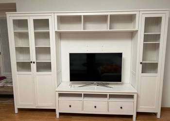 Witryna-regał HEMNES-IKEA HEMNES-drewno-szko