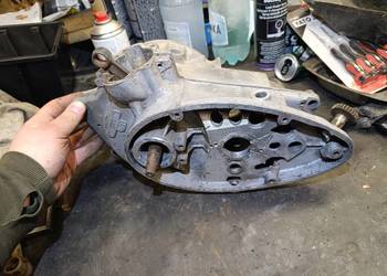 Kartery wsk 125 wał korbowy Wfm SHL 175 połówki silnik silnik