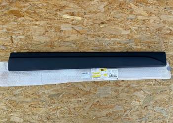 Listwa drzwi przód prawa rh Audi Q5 8R0 I 1 8R0853960D