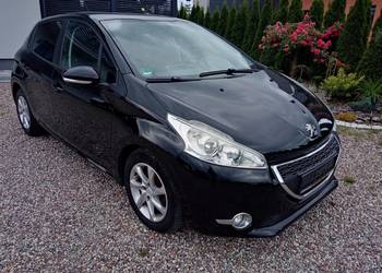 Peugot 208  hdi super stan z Niemiec ciemne szyby