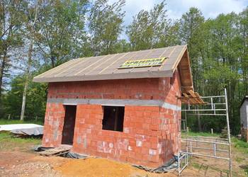 Działka budowlana 730m2 z domkiem 35m2