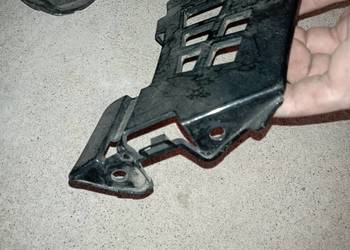 Prowadnica ślizg zderzaka A 118 885 5100 lewy Mercedes cla w 118