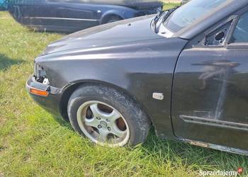 Błotnik Lewy Przedni Volvo V40