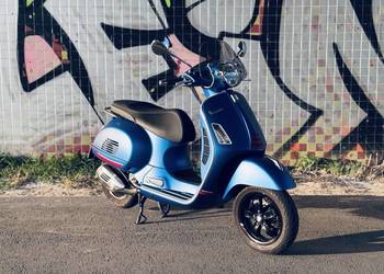 Vespa 300 GTS HPE z 2022 roku
