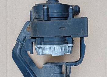 Renault Arkana 1.6 E-Tech pompka zwrotna.