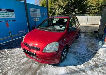 Toyoyta yaris 1.0 2001 r. niski przebieg, małe spalanie