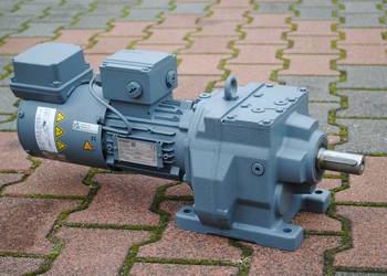 Motoreduktor 0.37kw. 19,7obr./min. Firmy Siemens.