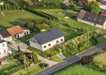 Przestronny dom 250 m2 z nowym dachem, działka 14.5 ar, Sarnów 4 km od Tosz
