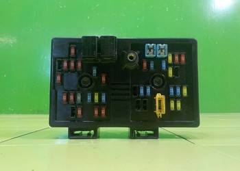 CHEVROLET CAPTIVA 2.0 VCDI 10r 5D skrzynka bezpiecznikow 9682108282