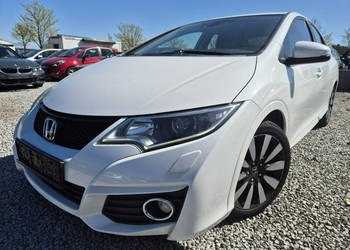 Honda Civic Super stan* Biała perła X (2017-2021)