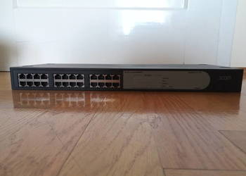 Switch 3Com BaseLine Switch 2024 24-portowy