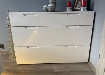 Biała komoda Forte Starlet White, połysk