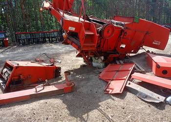 Kombajn bizon pozostałości 2985r